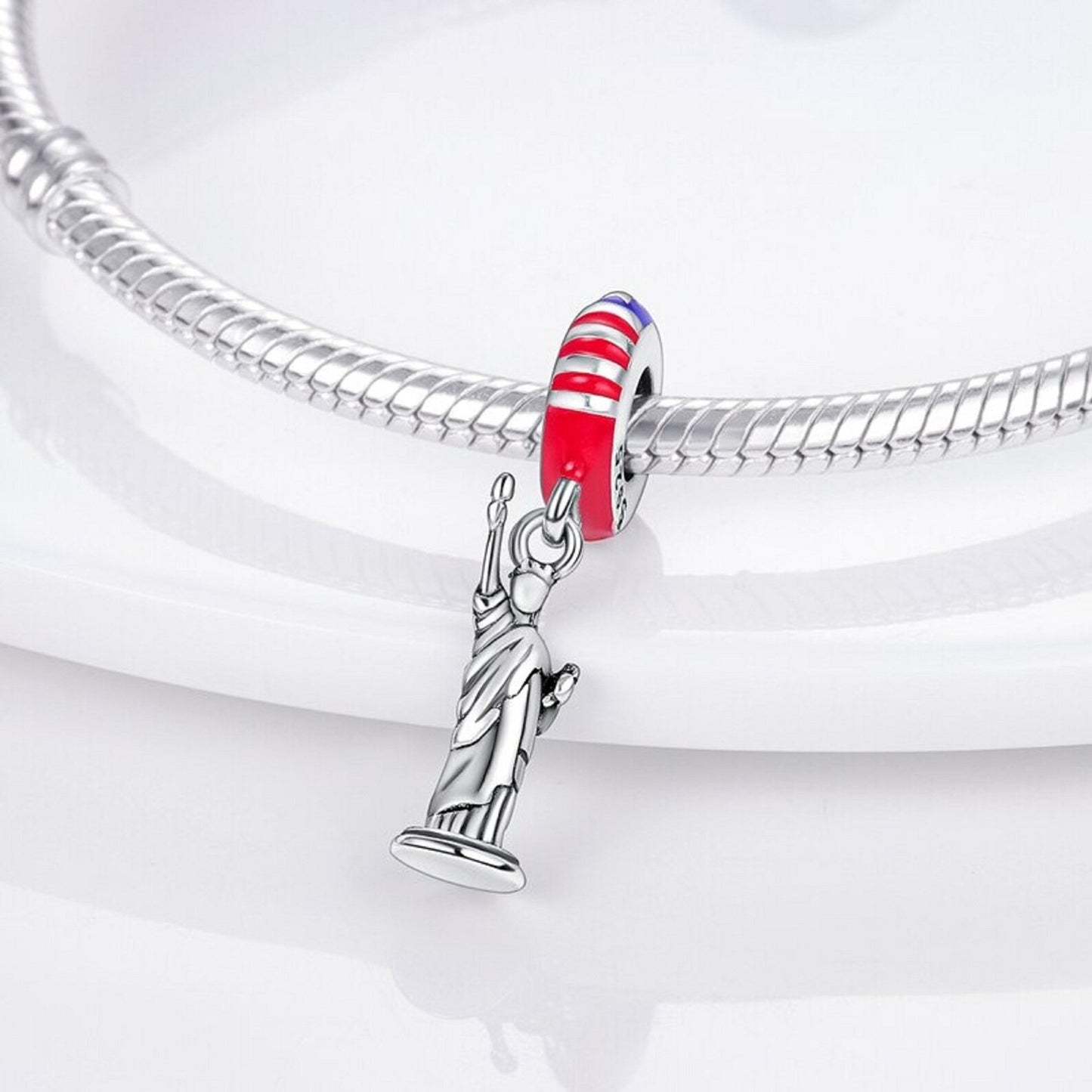 STATUE OF LIBERTY CHARM