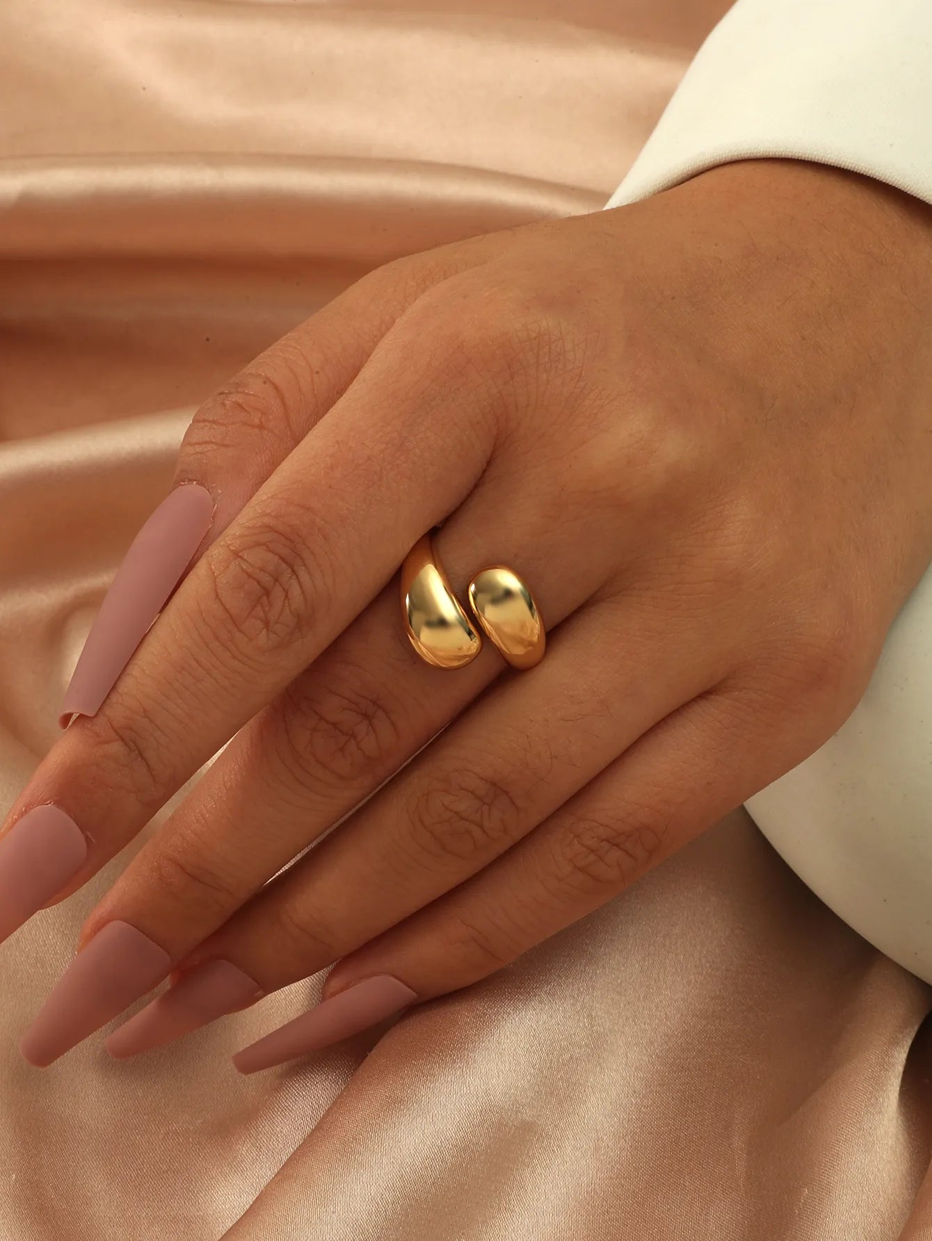 ROCIO RING Nihao