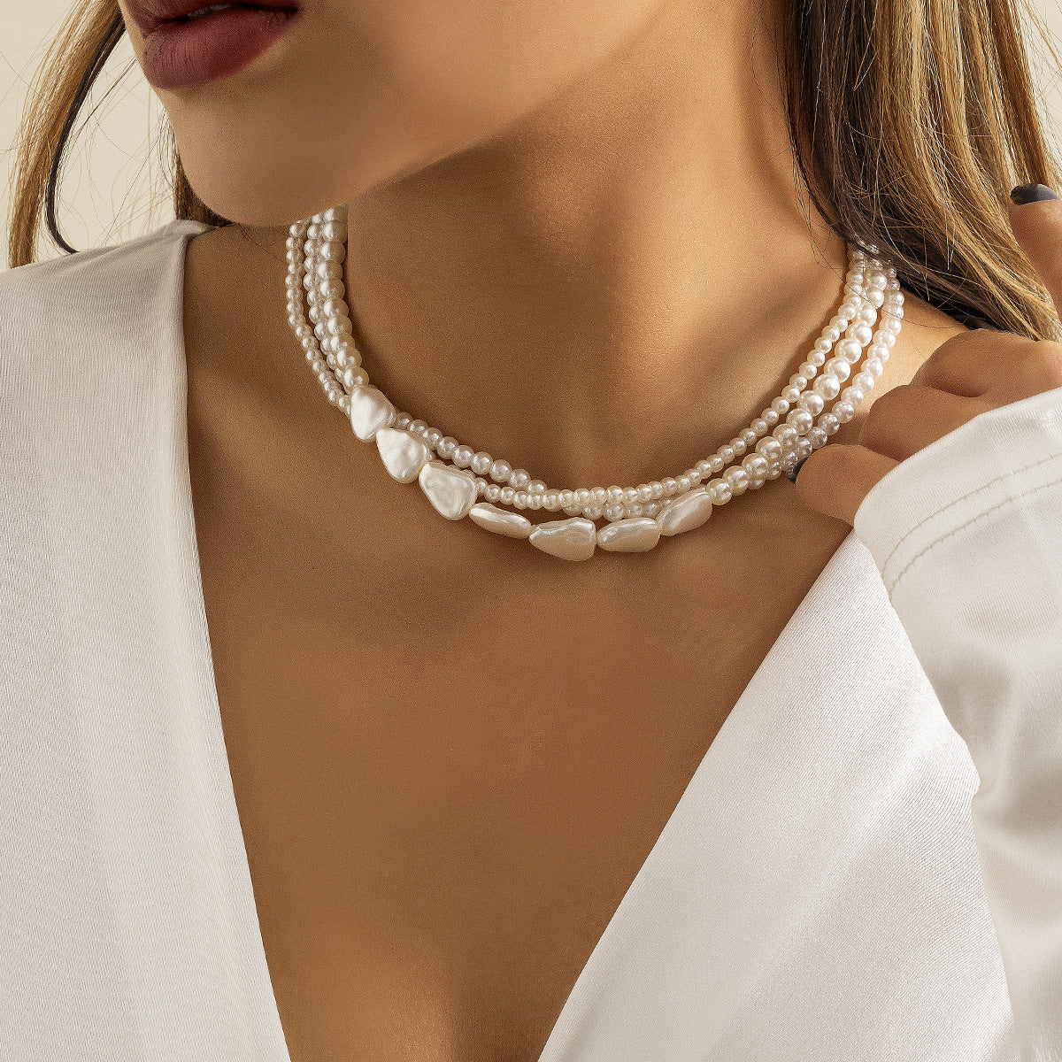 FOLOI NECKLACE