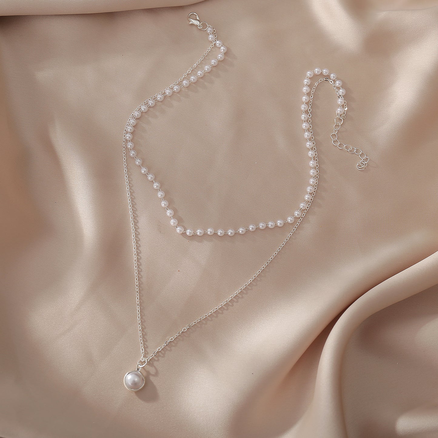 LOANO NECKLACE