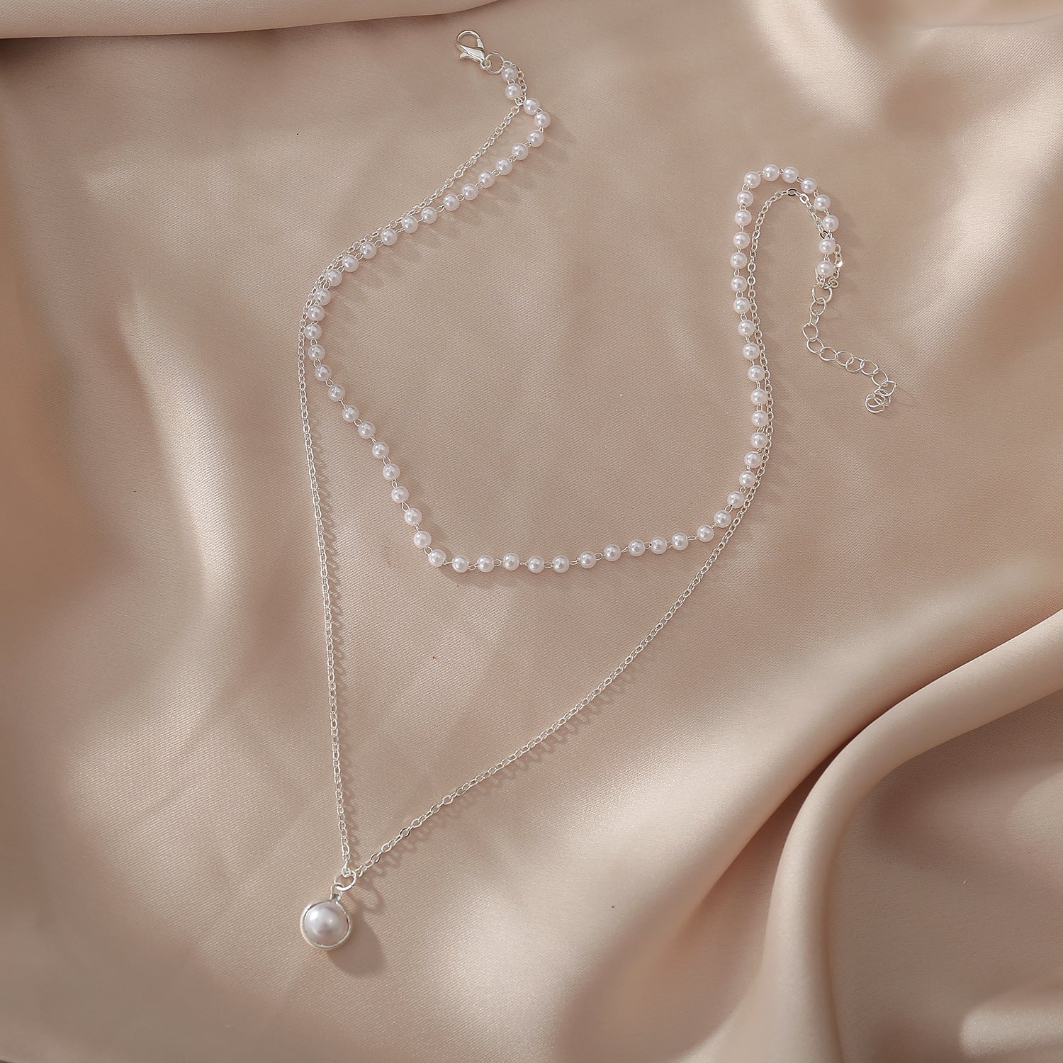 LOANO NECKLACE