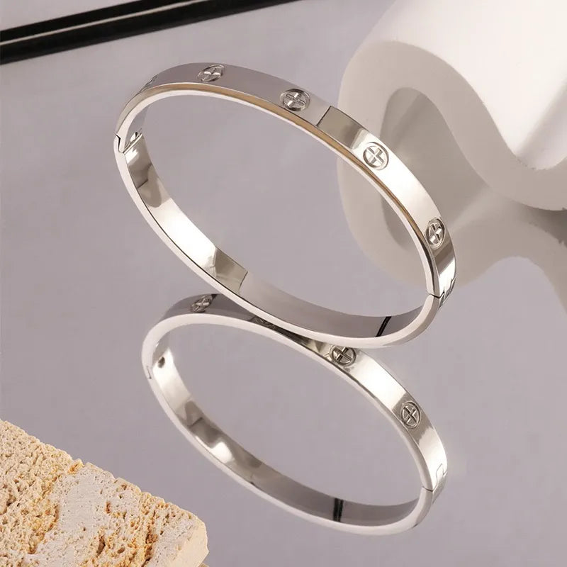 PULA BRACELET