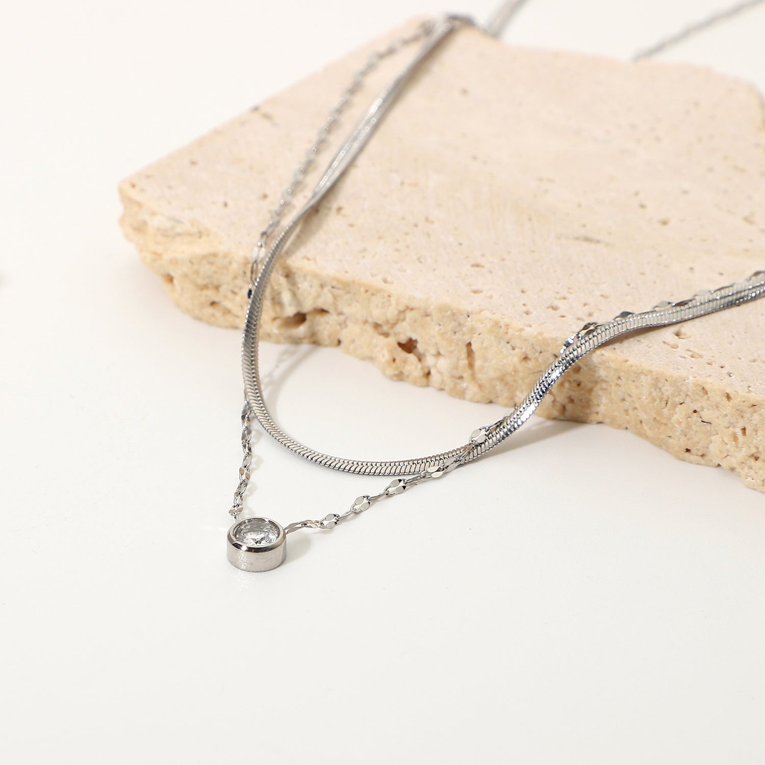SALWA NECKLACE