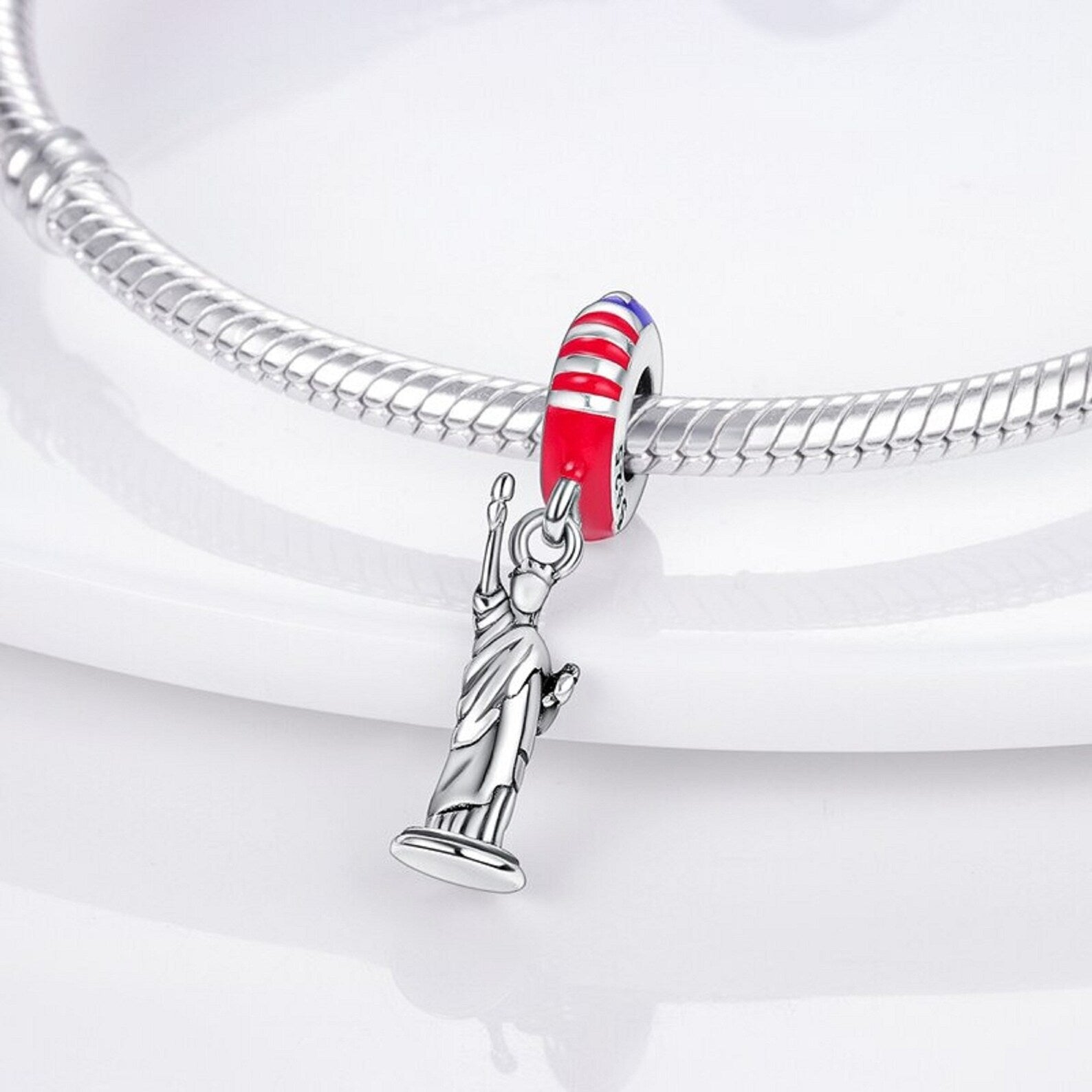 STATUE OF LIBERTY CHARM