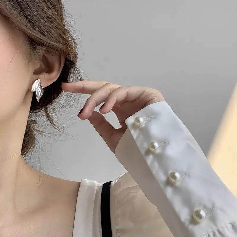 TRIA EARRINGS