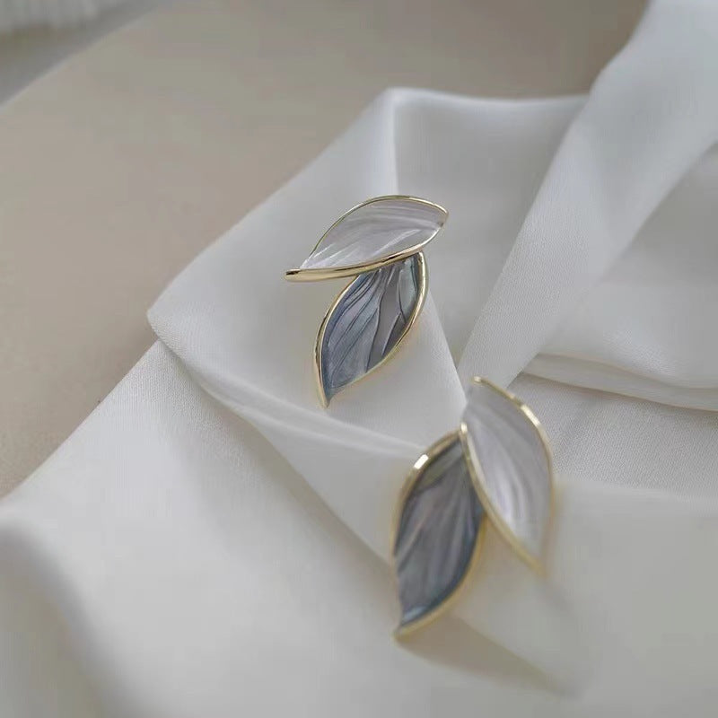 TRIA EARRINGS