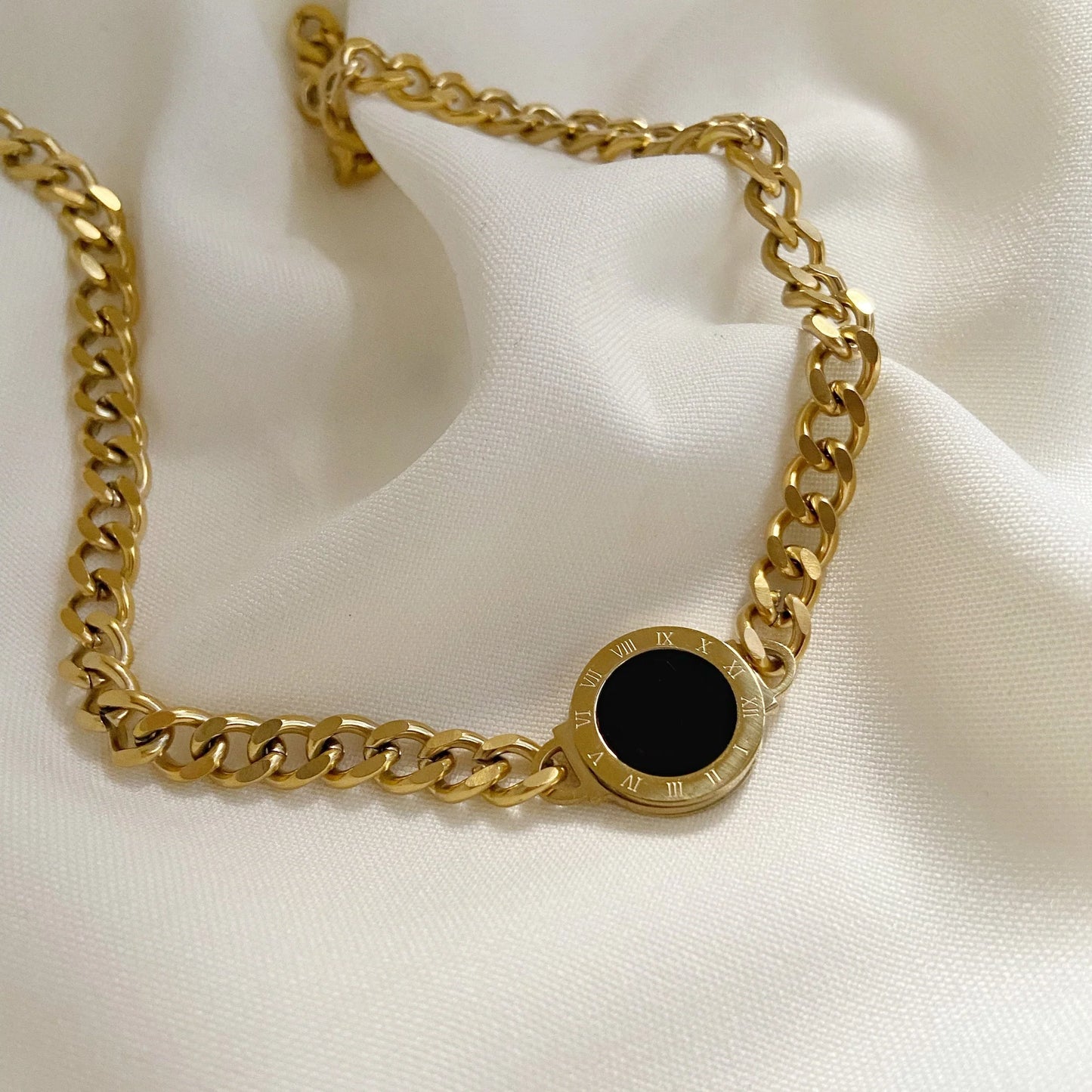 ZAZA NECKLACE