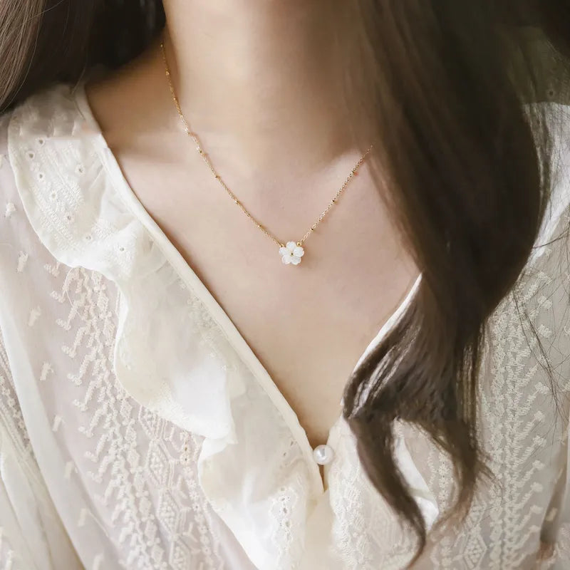 PERTH NECKLACE