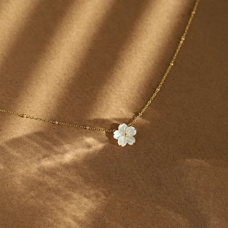 PERTH NECKLACE
