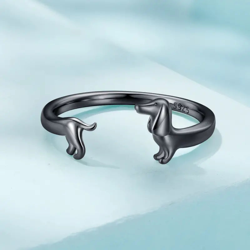 SAUSAGE DOG RING