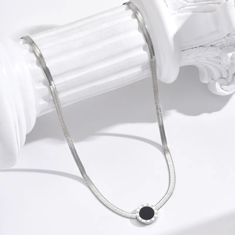 SETA NECKLACE