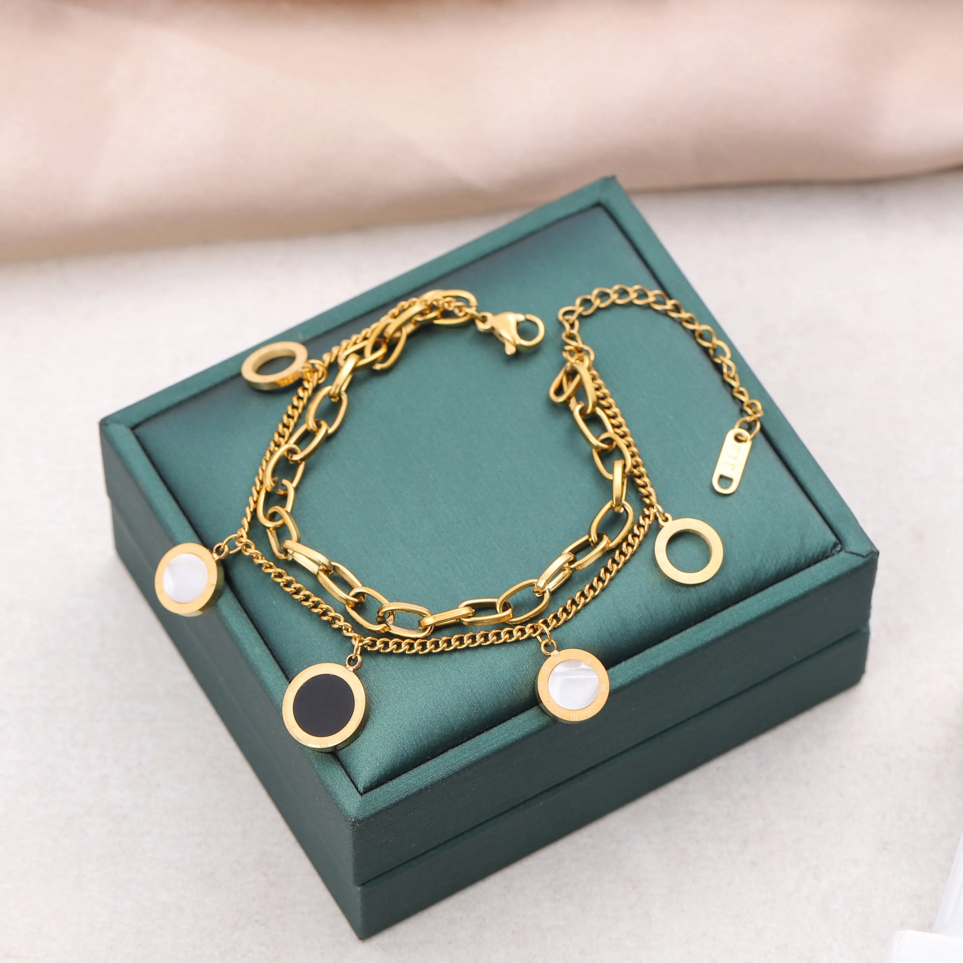 SEVGI BRACELET
