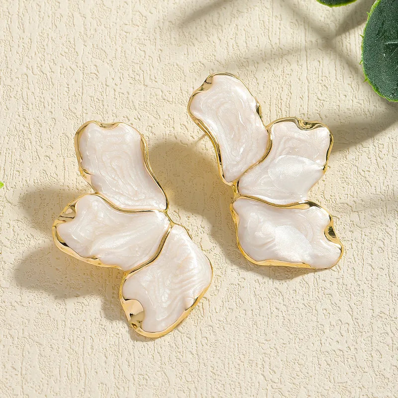 Ela Earrings – Waterproof 18K Gold Earring by Atella