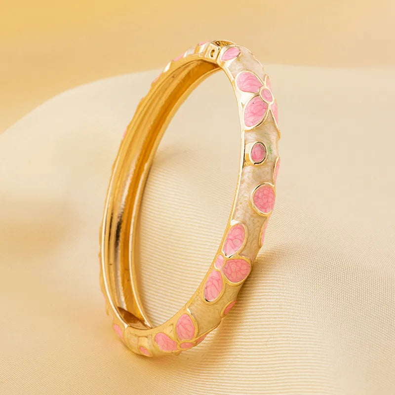 Medve Bracelet
