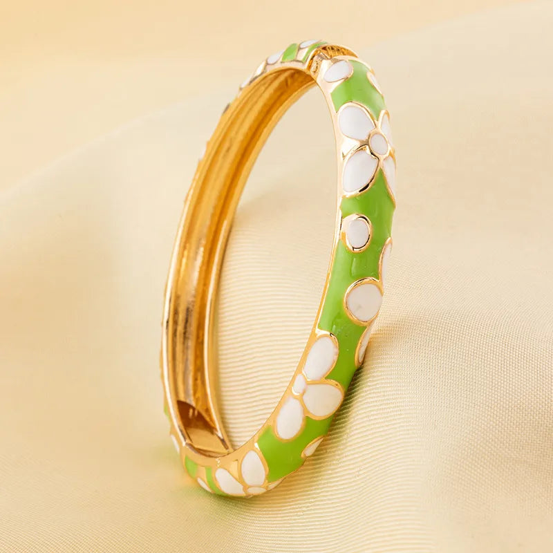 Medve Bracelet