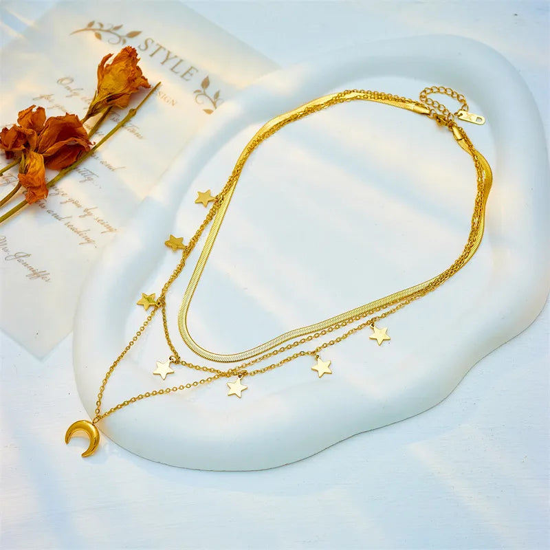 Moon Necklace – Waterproof 18K Gold Necklace by Atella