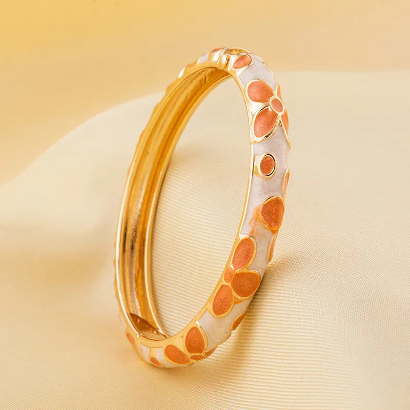 Medve Bracelet