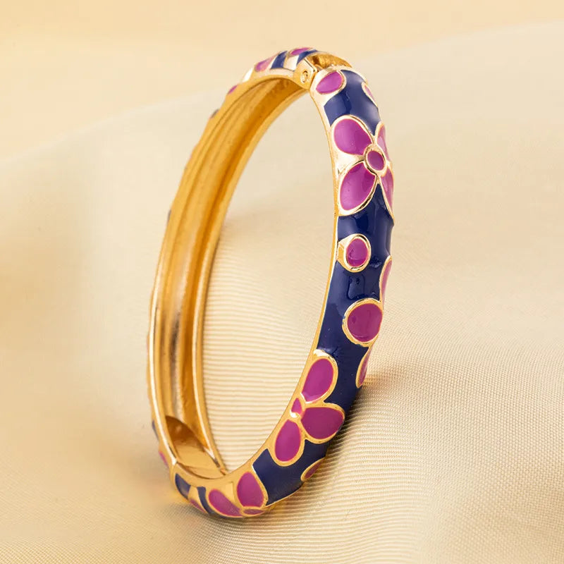 Medve Bracelet
