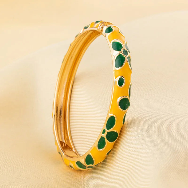 Medve Bracelet